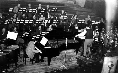 Πρόβα κοντσέρτου Μαξ Χάλλεκερ με τη Φιλαρμονική Ορχήστρα του Graz υπό τη διεύθυνση του μαέστρου Karl Randolt